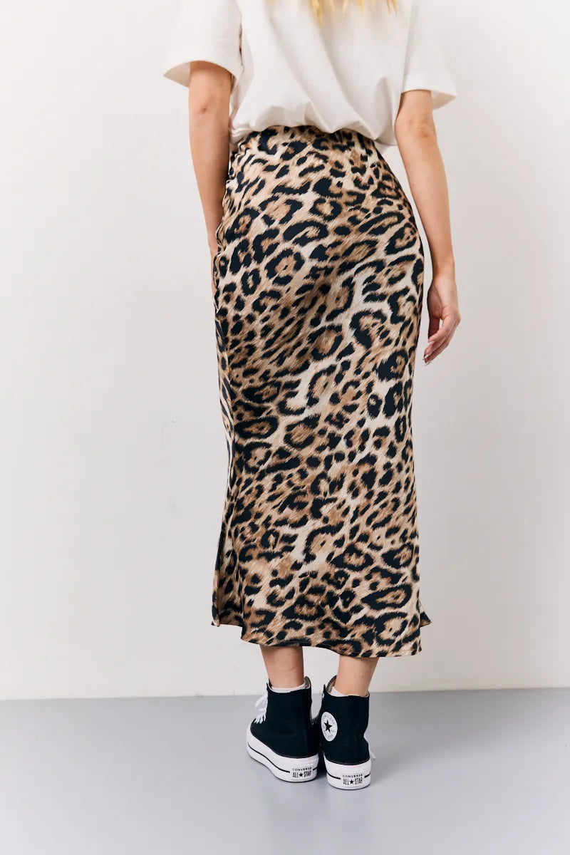 In The Style Leopard Print Satin Midaxi Skirt in Brown